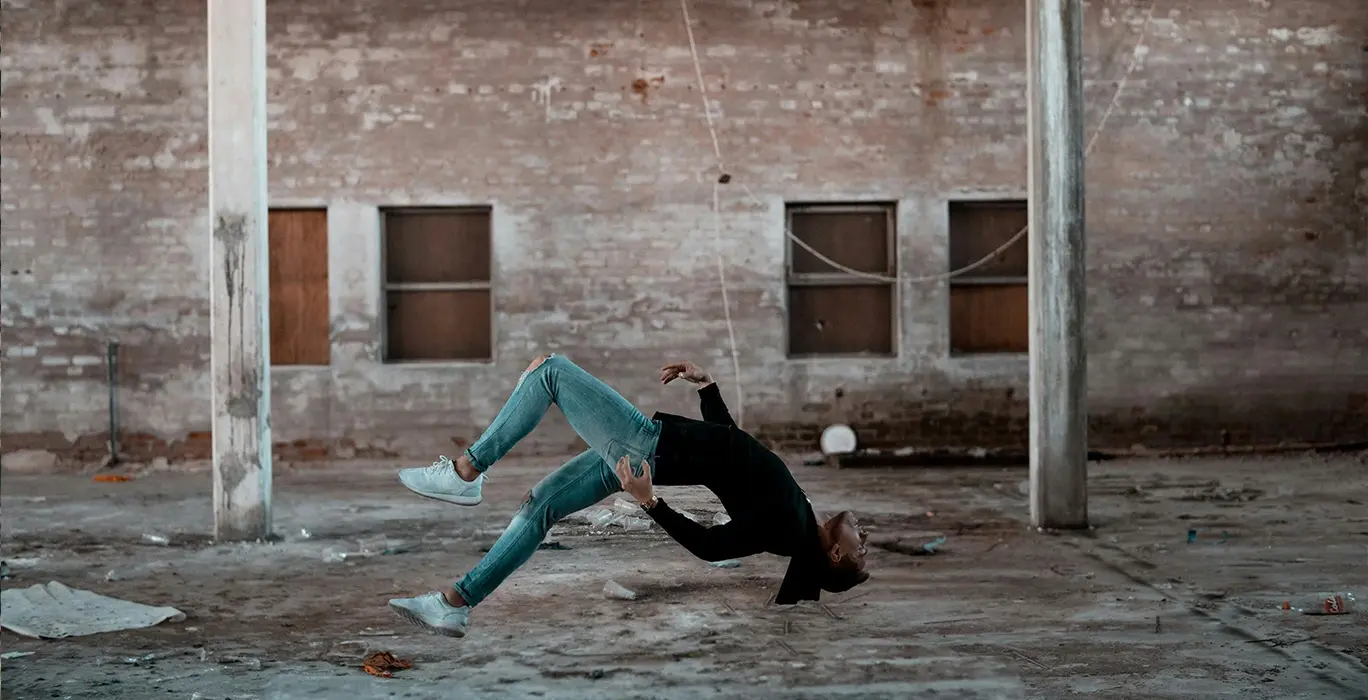 Fallschutz im Arbeitsalltag: So schützen Sie sich effektiv vor Stürzen