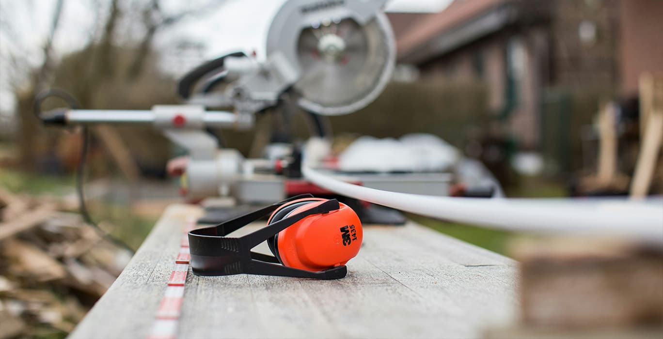 Gehörschutz – Schutz für die Ohren vor Lärm; Gehörschutzarten – Verschiedene Typen für optimalen Lärmschutz; Gehörschutz-Typen – Vergleich von Ohrstöpseln, Kapselgehörschutz & mehr; Ohrschutz – Komfortabler Schutz gegen laute Geräusche; Lärmschutz – Effek