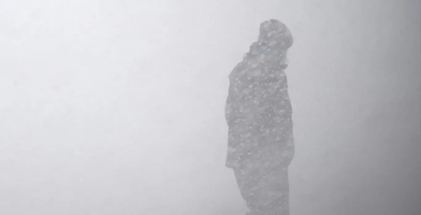 Kälteschutzbekleidung im Winter: So bleiben Sie warm und sicher bei eisigen Temperaturen