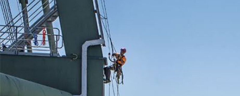 So berechnen Sie Ihr Höhensicherungsgerät richtig – wichtige Faktoren und Tipps, Schritt-für-Schritt: Absturzsicherung korrekt berechnen für maximale Sicherheit, Persönliche Schutzausrüstung gegen Absturz (PSAgA) richtig berechnen – so geht’s, Wie berechn